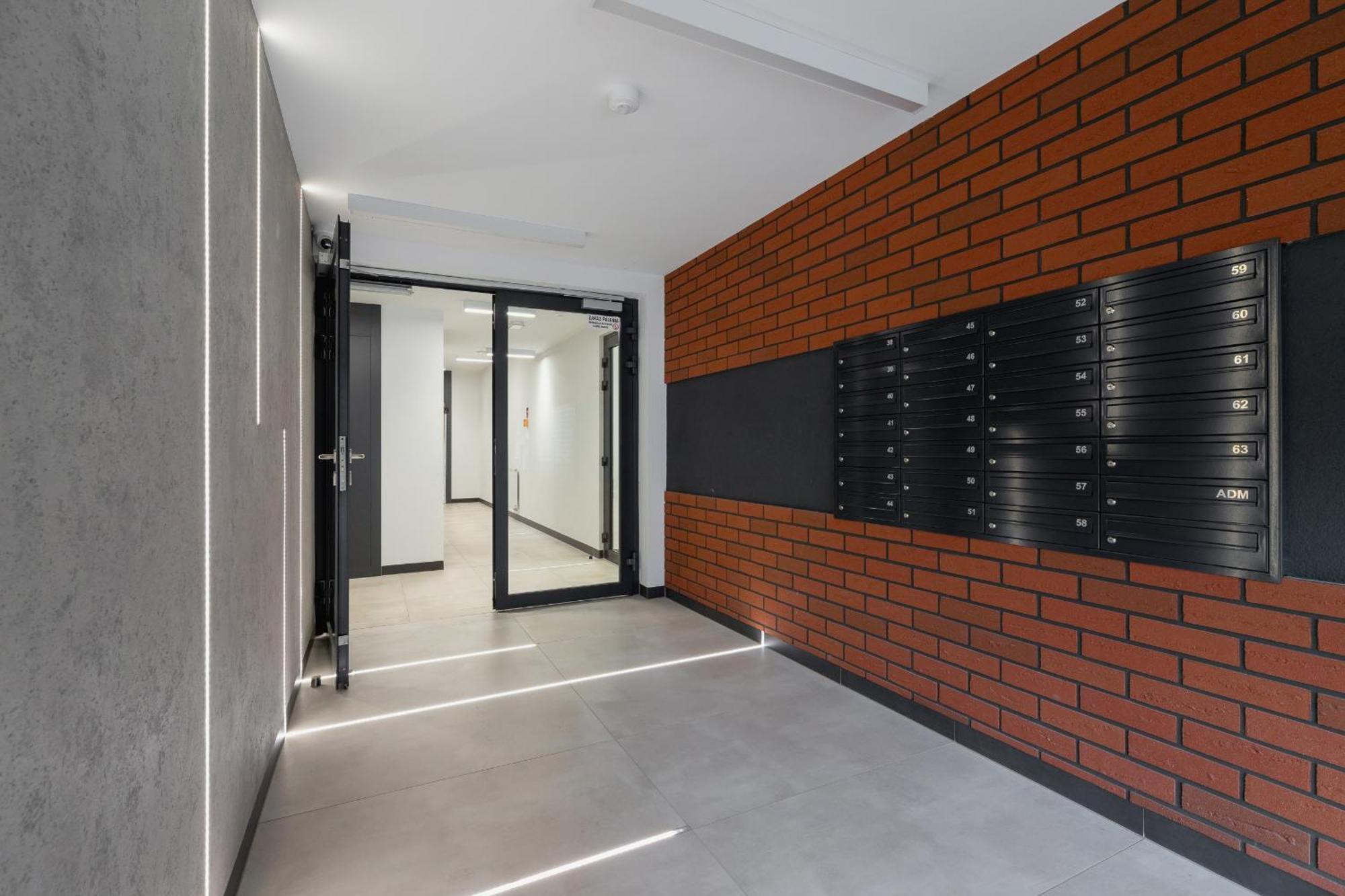 Kielkowskiego Modern & Comfy With Balcony Cracow By Renters *